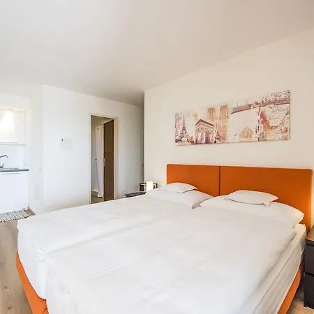 سنترو كادرو بانوراميك لوغانو