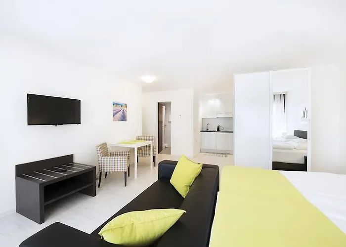 Aparthotel Centro Cadro Panoramica 4*