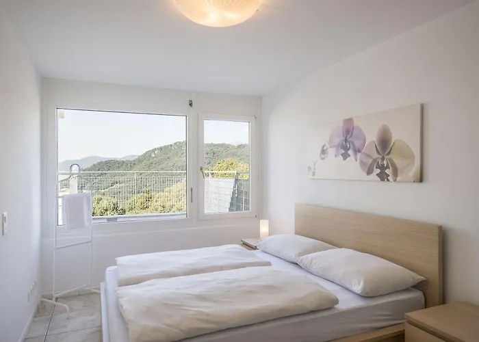 Centro Cadro Panoramica לוגאנו