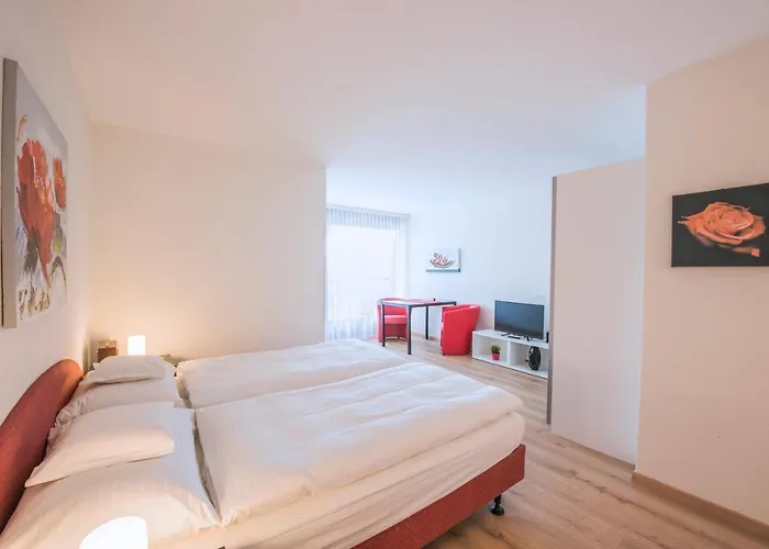 Centro Cadro Panoramica מלון דירות